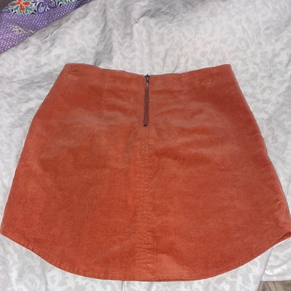 Burnt orange small forever 21 skirt - Picture 2 of 3